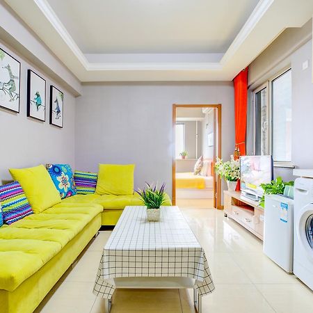 Mark And Henry Apartment Xi'An South Gate/City Wall Экстерьер фото